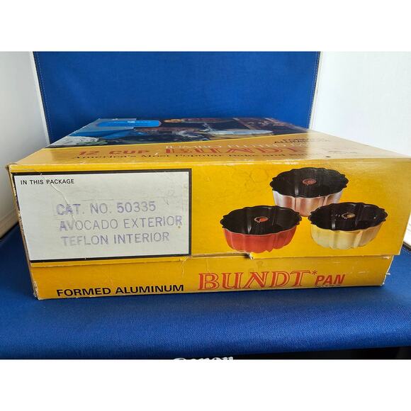 Vintage/NOS Nordic Ware #50335 Avocado Aluminum Bundt Pan - Picture 3 of 5